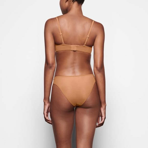 SKIMS (NWT-Bronze) Ultra Fine Mesh Strapless/Strapped Bra - Picture 3 of 9